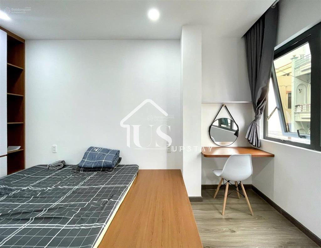 Căn hộ studio cửa sổ trời siêu thoáng gần toà nhà viettel  vòng xoay dân chủ quận 10