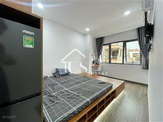 Căn hộ studio cửa sổ trời siêu thoáng gần toà nhà viettel  vòng xoay dân chủ quận 10