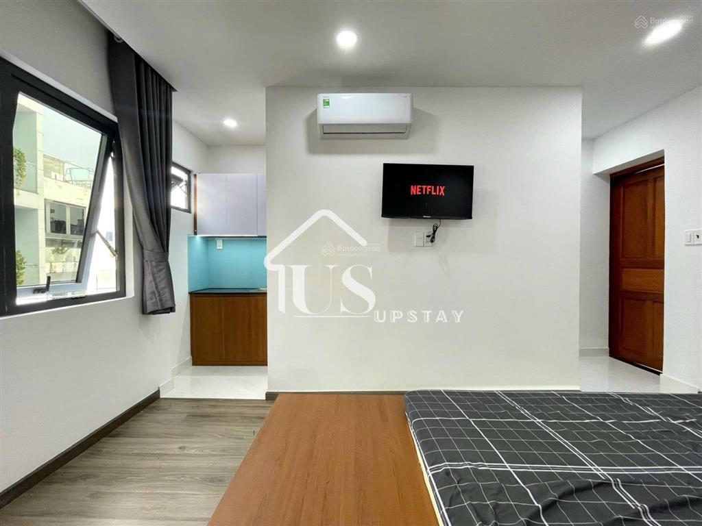 Căn hộ studio cửa sổ trời siêu thoáng gần toà nhà viettel  vòng xoay dân chủ quận 10