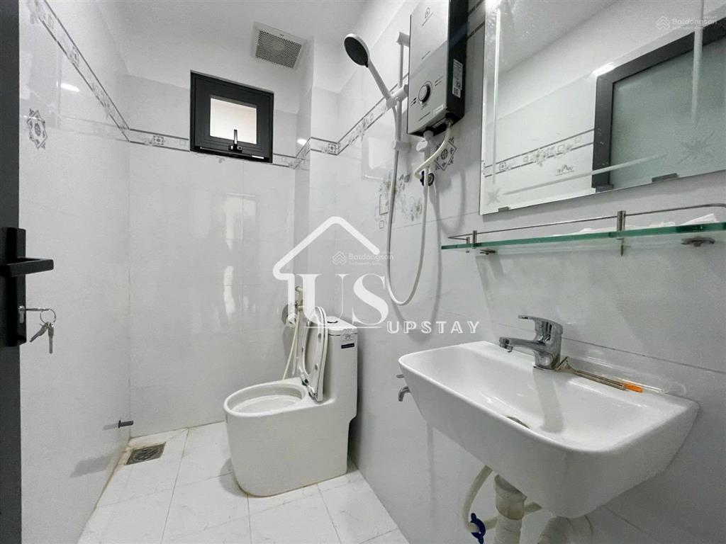 Căn hộ studio cửa sổ trời siêu thoáng gần toà nhà viettel  vòng xoay dân chủ quận 10