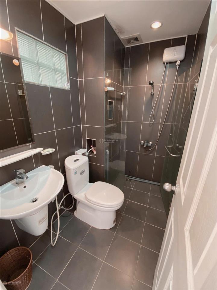 Cho thuê căn hộ quận 1  cửa sổ trời full nội thất gần nhà thờ tân định, công viên lê văn tám q1