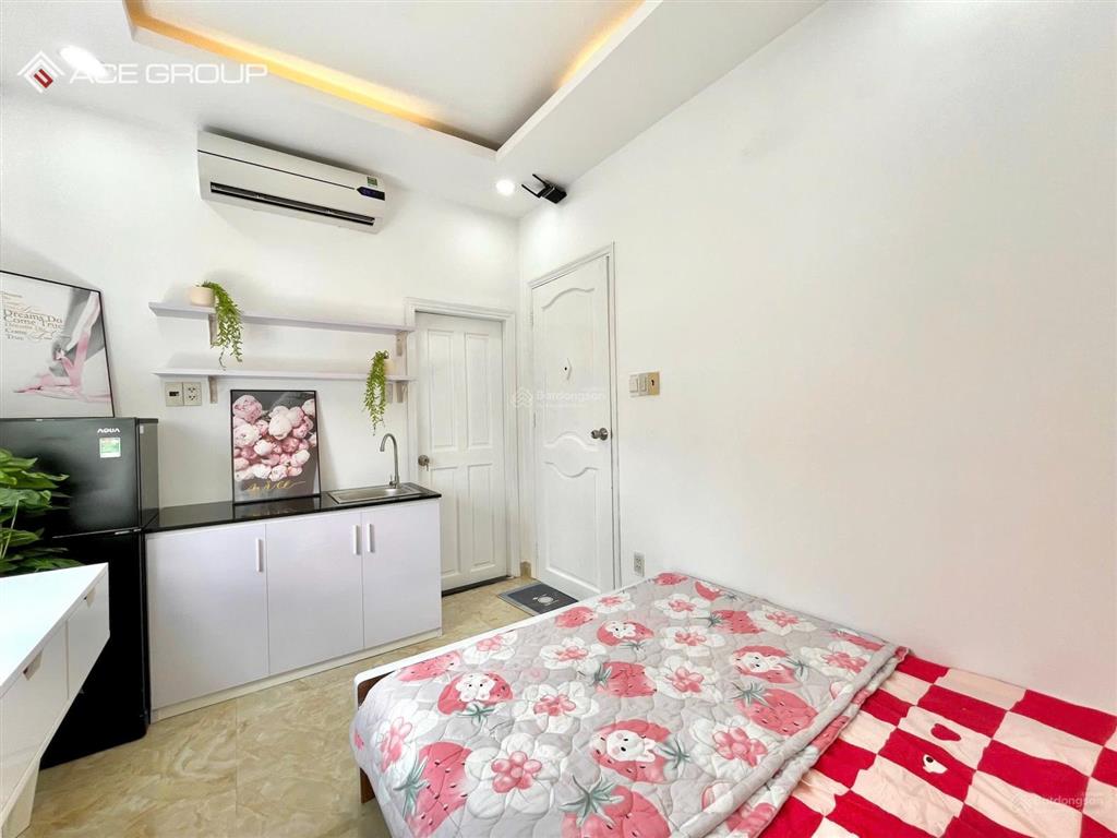 Căn hộ quận 1  full nội thất, cửa sổ ánh sáng, gần chợ bến thành, phố đi bộ