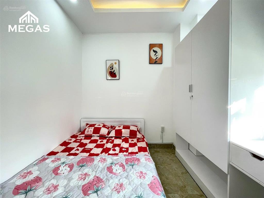 Căn hộ quận 1  full nội thất, cửa sổ ánh sáng, gần chợ bến thành, phố đi bộ