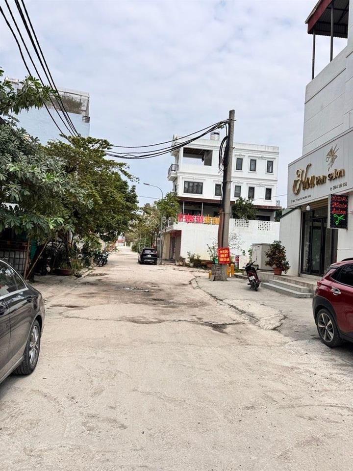 Đất tt trạm trôi  sát đường 3.2 & kđt li.deco  phân lô vỉa hè  52m  chỉ 7 tỷ