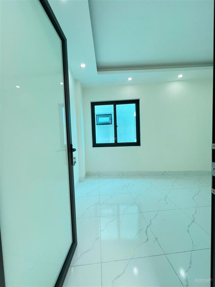 Nhà phương viên song phương 40m2*4t ngõ nông rộng, 500m ra đại lộ và vành đai 4. giá chỉ 4,69 tỷ