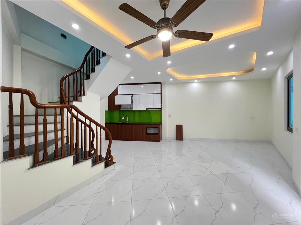 Nhà phương viên song phương 40m2*4t ngõ nông rộng, 500m ra đại lộ và vành đai 4. giá chỉ 4,69 tỷ