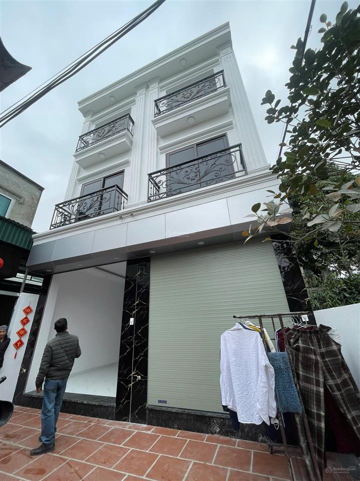 Nhà sát vân côn 42m²*3t. vị trí đẹp 500m ra đại lộ, 20p lên mỹ đình, cầu giấy. giá chỉ 3.95 tỷ.