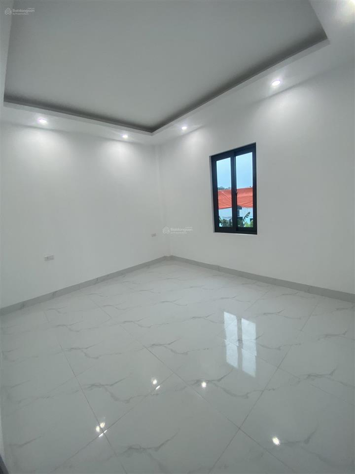 Nhà gần song phương, tiền lệ 45m2 x 4t, ngõ oto đi thông gần vành đai 4, 1km ra đại lộ. giá 4,9 tỷ