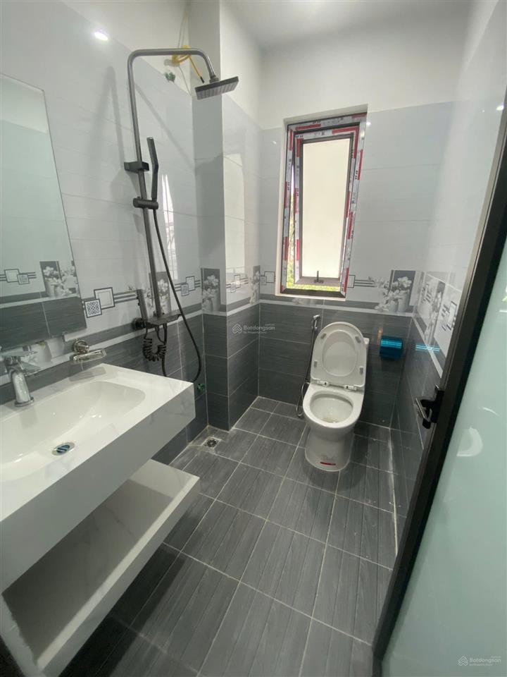 Nhà gần song phương, tiền lệ 45m2 x 4t, ngõ oto đi thông gần vành đai 4, 1km ra đại lộ. giá 4,9 tỷ
