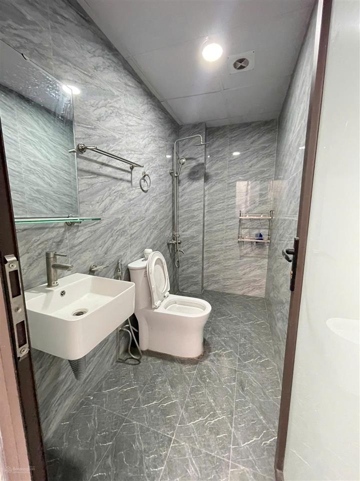 Nhà phượng nghĩa 30m2*3t. vị trí gần chợ dân sinh oto đỗ cổng, 1km ra đhtd thể thao giá 3,15 tỷ.