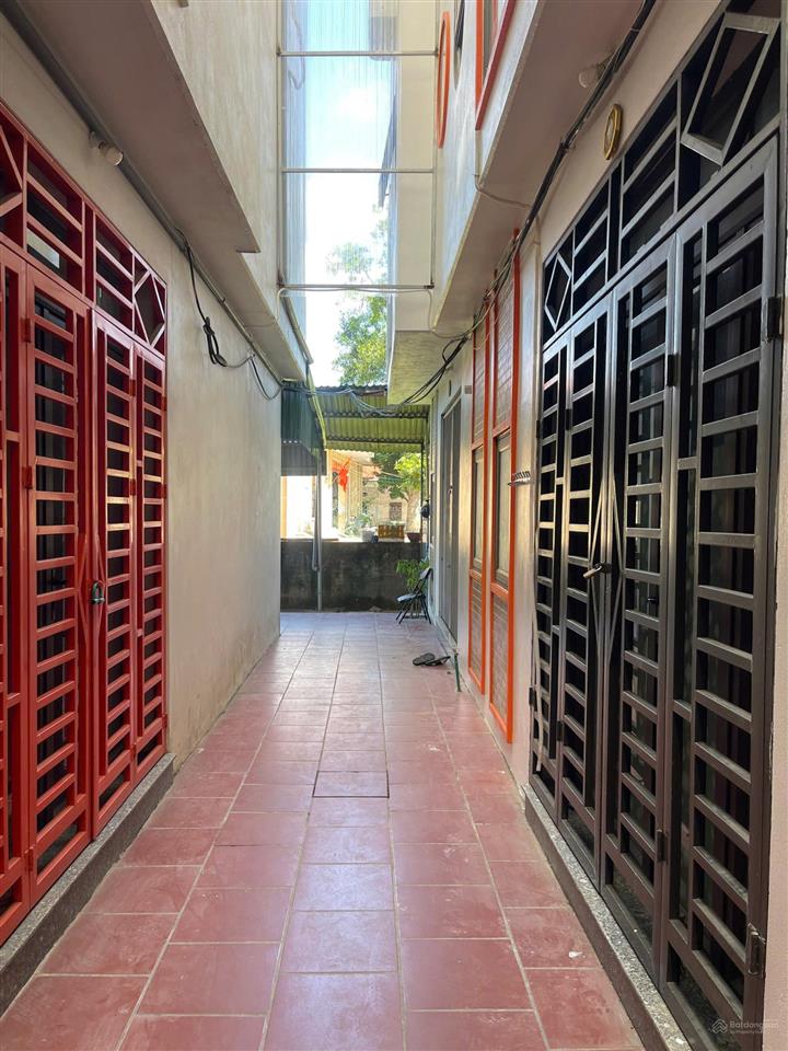 Nhà phượng nghĩa 30m2*3t. vị trí gần chợ dân sinh oto đỗ cổng, 1km ra đhtd thể thao giá 3,15 tỷ.