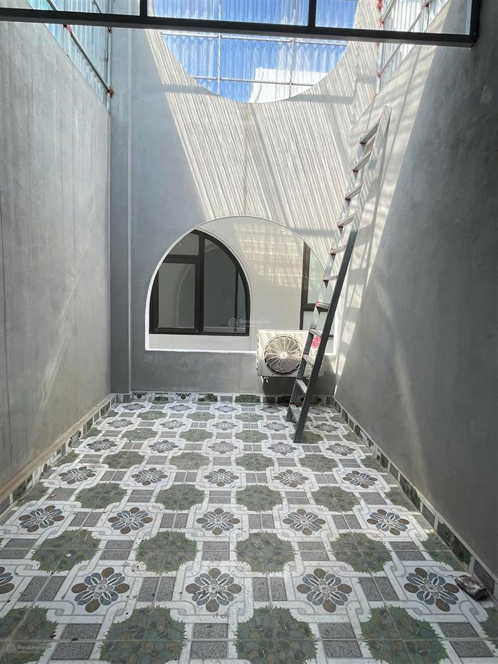 Nhà phượng nghĩa 30m2*3t. vị trí gần chợ dân sinh oto đỗ cổng, 1km ra đhtd thể thao giá 3,15 tỷ.