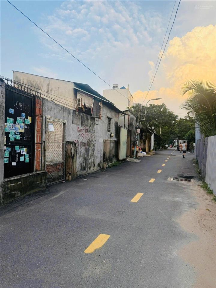 Hàng đầu tư siêu hiếm khó tìm, vị trí vàng ngay lê văn viết chỉ nhỉnh 60tr/m