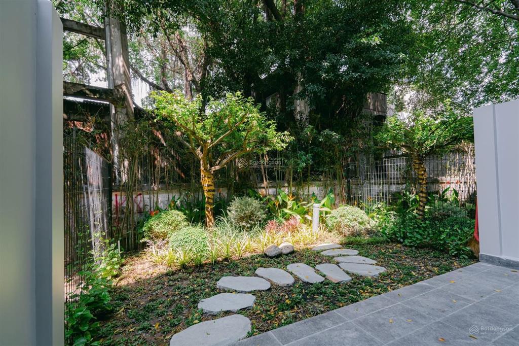 Nhà phố vườn đường ôtô 13m, trung tâm tp thuận an, dt 122m2, 1trệt 1lầu, đã hoàn công