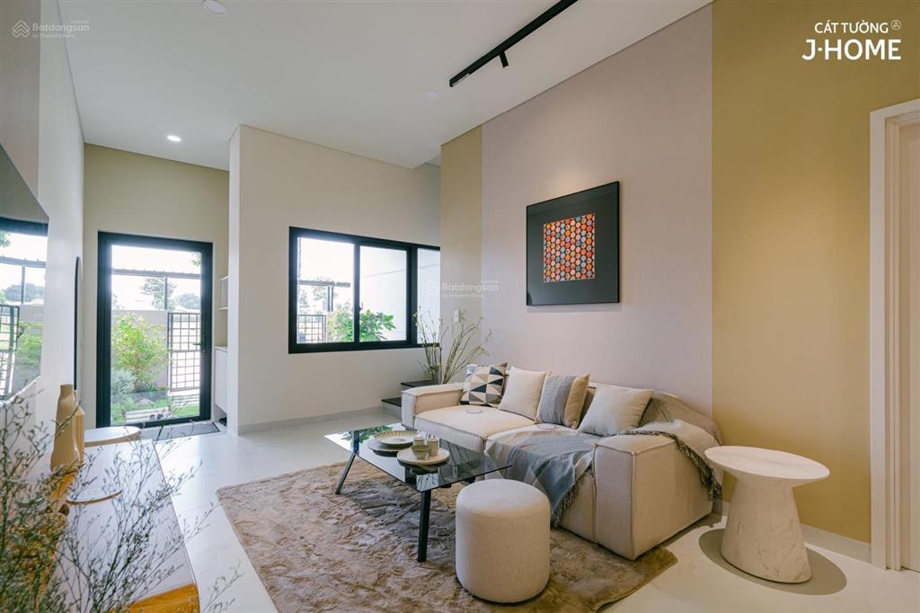 Nhà phố vườn đường ôtô 13m, trung tâm tp thuận an, dt 122m2, 1trệt 1lầu, đã hoàn công