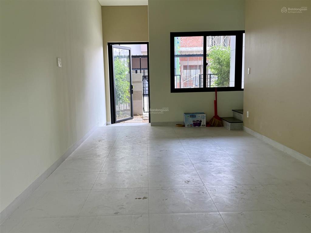 Nhà phố mặt tiền đường 12m, trung tâm thuận an, 1trệt 1lầu, đã hoàn công, shr