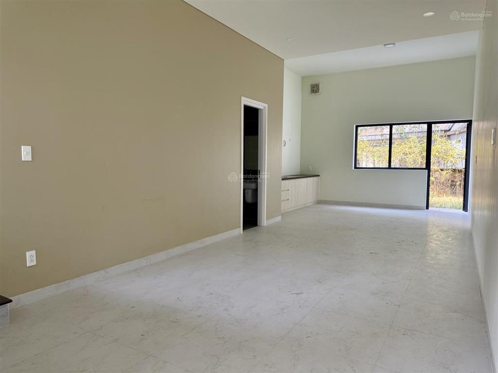 Nhà phố mặt tiền đường 12m, trung tâm thuận an, 1trệt 1lầu, đã hoàn công, shr