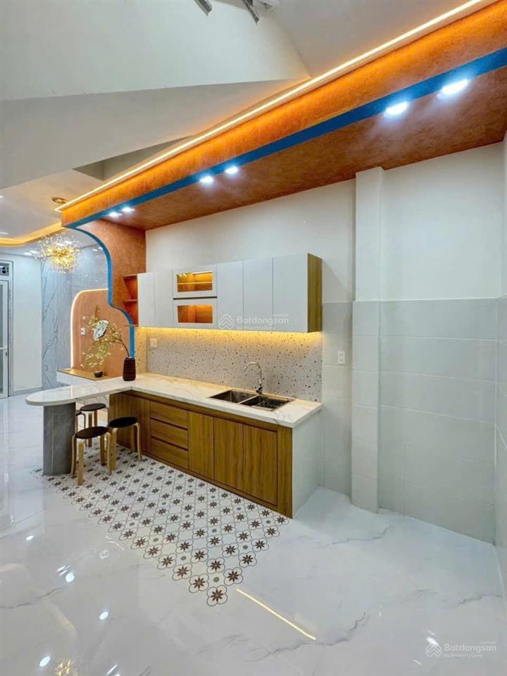 Bán nhà mới hòa bình tân phú. 4mx12m 1 lầu giá 5,98 tỷ