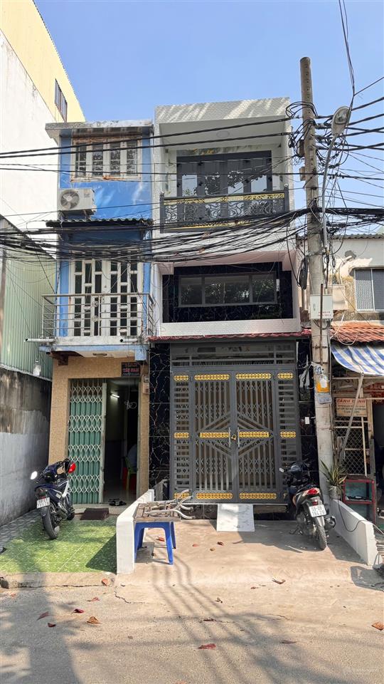 Bán nhà mặt tiền quân sự, phường 11, quận 11. gần 52m2 trệt lửng lầu giá 7,2 tỷ