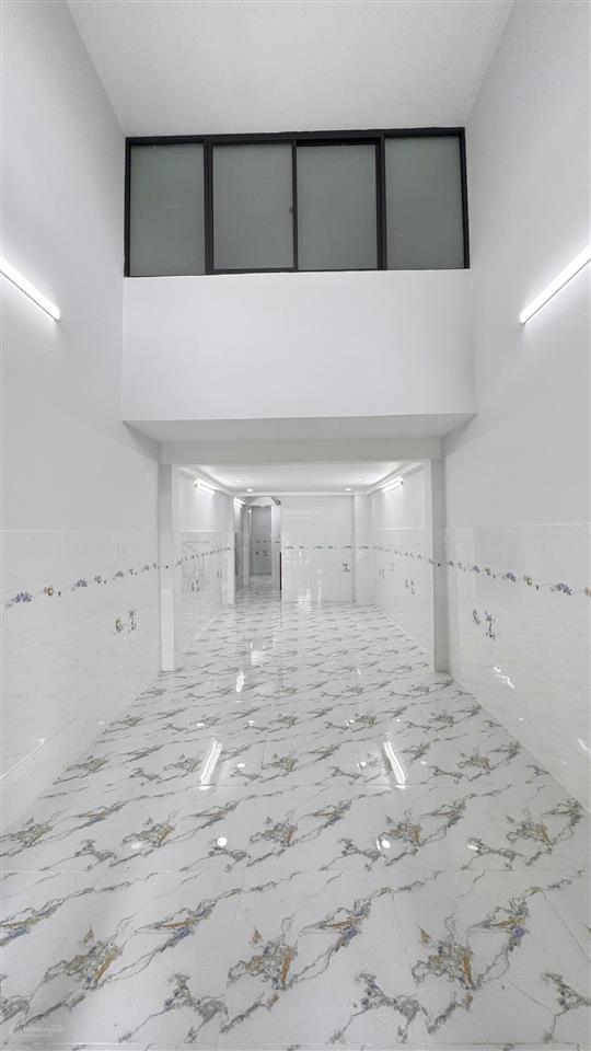 Bán nhà mặt tiền quân sự, phường 11, quận 11. gần 52m2 trệt lửng lầu giá 7,2 tỷ