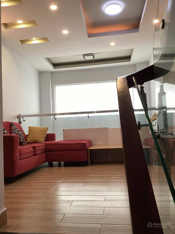 Bán nhà hẻm xe tải đường trần quý phường 4 quận 11. 3 lầu sân thượng giá 6,5 tỷ