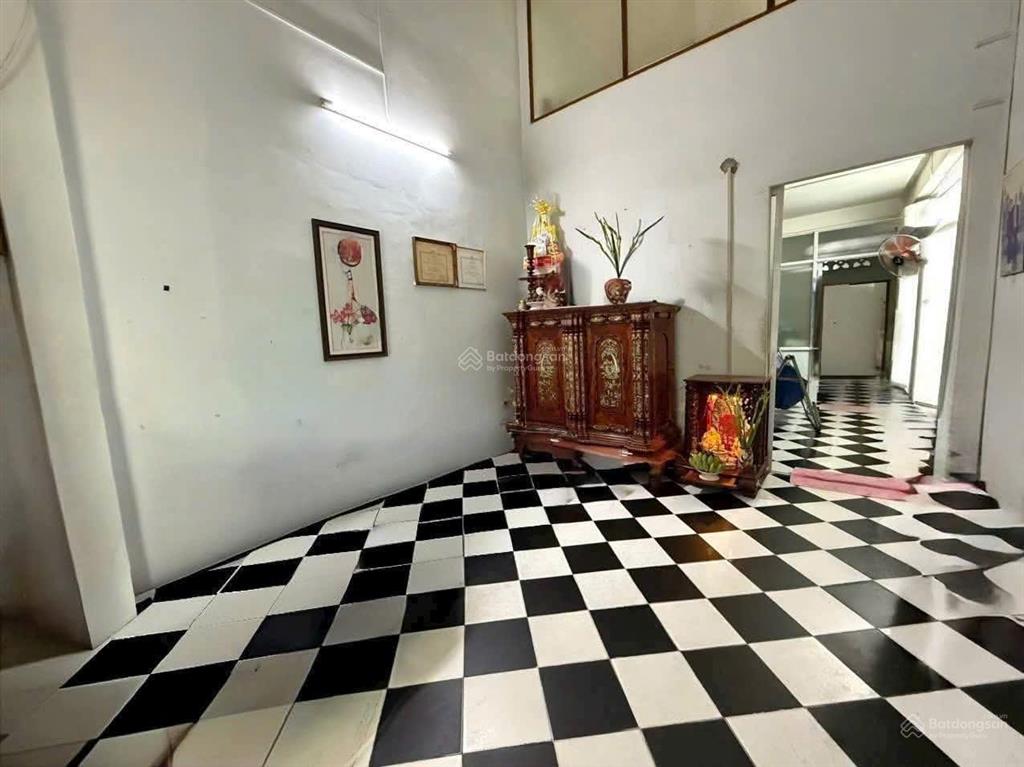 Bán nhà mặt tiền nội bộ lạc long quân phường 10 quận 11. 67m2 4 tầng giá 9,7 tỷ tl