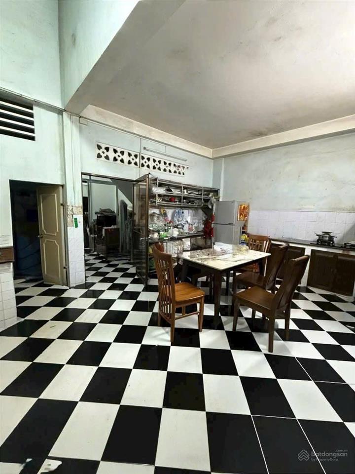 Bán nhà mặt tiền nội bộ lạc long quân phường 10 quận 11. 67m2 4 tầng giá 9,7 tỷ tl