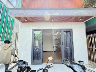 Nhà 3 phòng ngủ mới  gần bv phụ sản
 6tr/tháng cg. cho thuê nhà hẻm cmt8, cái kh