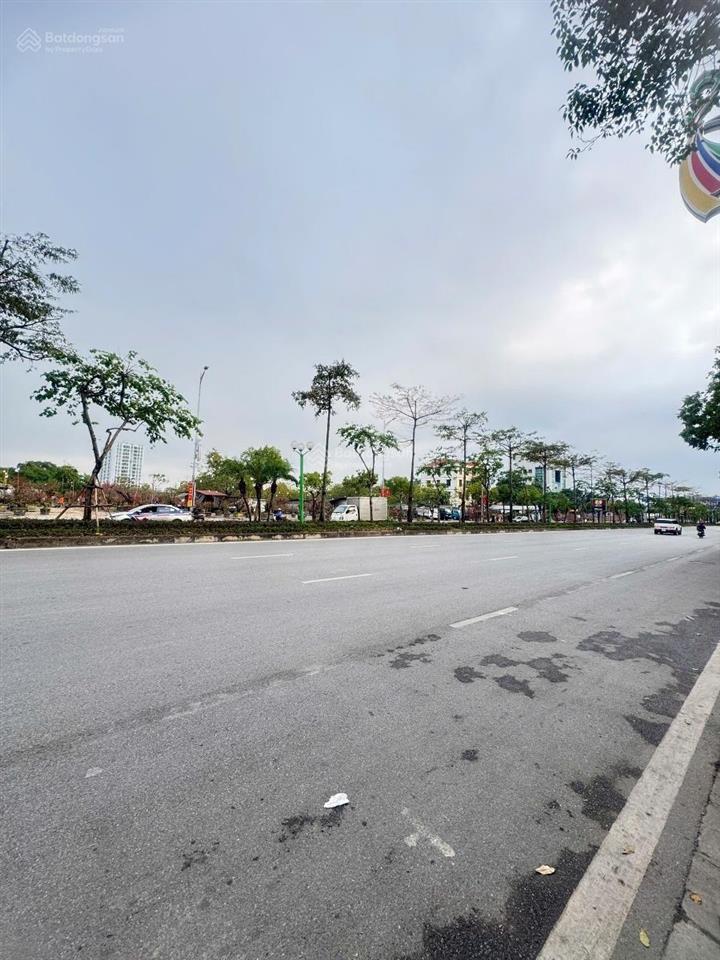 ( giá đầu tư)bán nhà 771 ngô gia tự, long biên, 173m2 x mặt tiền 4.4m, vỉa hè rộng, kinh doanh vip