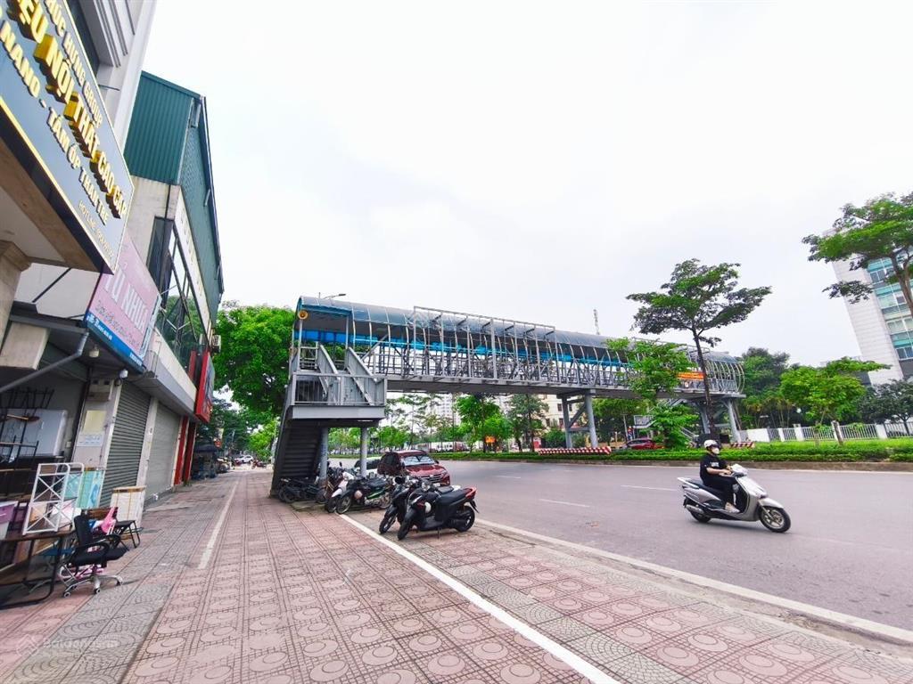 Bán gấp nhà mặt phố ngô gia tự, 42 tỷ vnd, 101m2, mặt tiền 4m, pháp lý đầy đủ