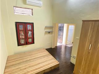 Cho thuê phòng trọ khép kín 26m2 có ban công cách cầu chương dương 50m