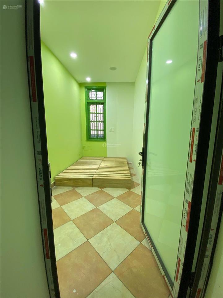 Cho thuê nhà trọ view đẹp tại số 20 ngõ 544, nguyễn văn cừ, 1,6 triệu, 15m2