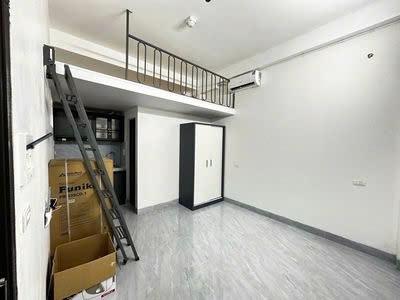 Cho thuê phòng trọ khép kín 30m2 có gác xép gần aeon long biên