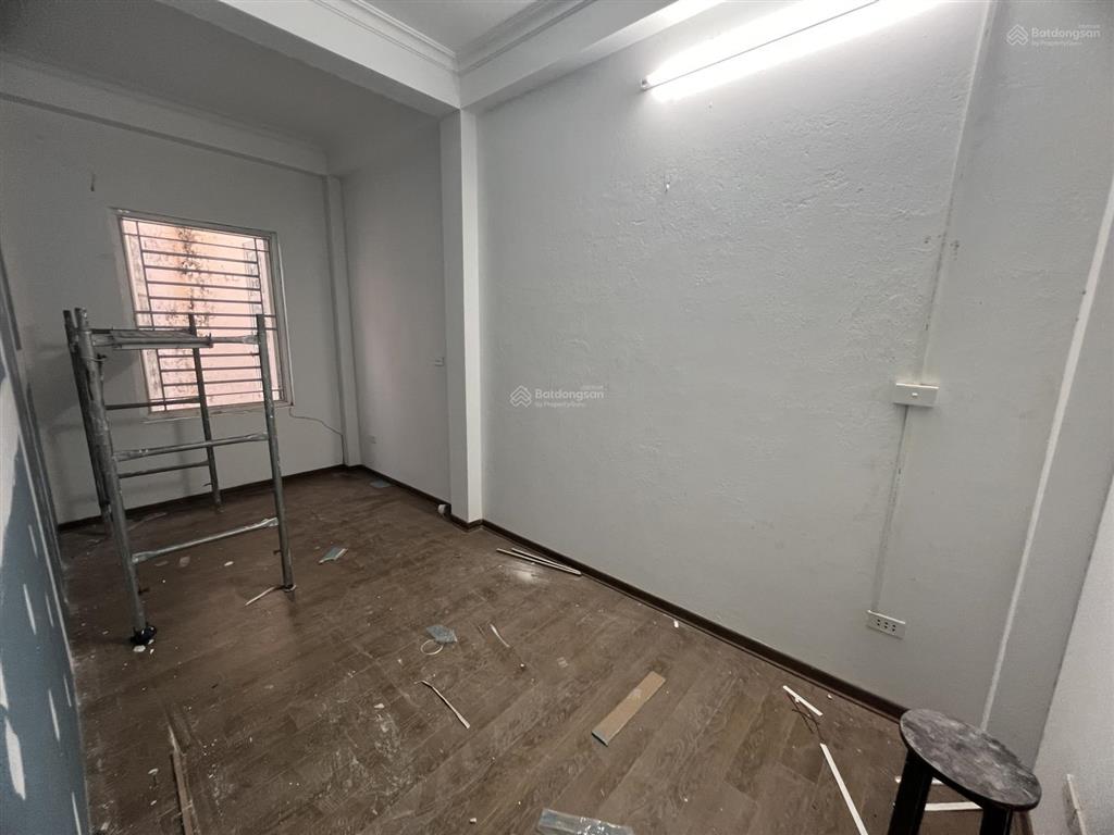 Cho thuê phòng trọ 18m2 gần cầu chương dương full đồ