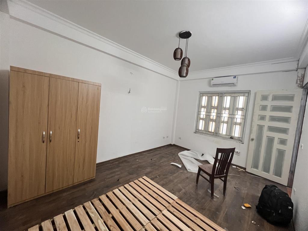 Cho thuê phòng trọ giá rẻ đẹp thoáng full đồ cách cầu chương dương chỉ 300m di chuyển