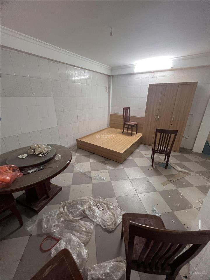 Cho thuê phòng trọ khép kín đầy đủ tiện nghi, rộng rãi vào ở luôn 28m2 cách cầu chương dương 300m