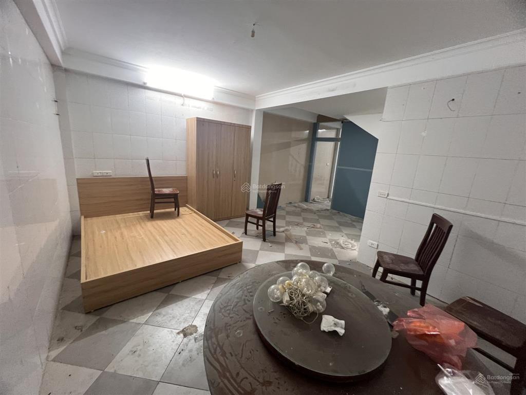 Cho thuê phòng trọ khép kín đầy đủ tiện nghi, rộng rãi vào ở luôn 28m2 cách cầu chương dương 300m