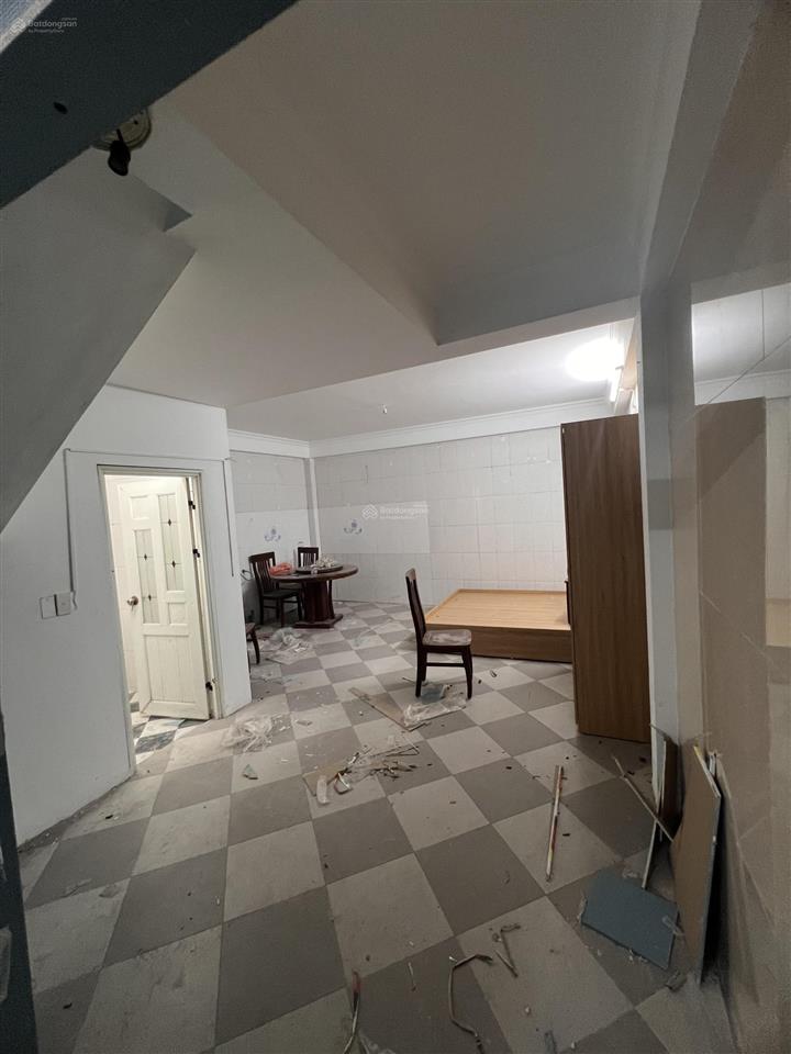 Cho thuê phòng trọ khép kín đầy đủ tiện nghi, rộng rãi vào ở luôn 28m2 cách cầu chương dương 300m