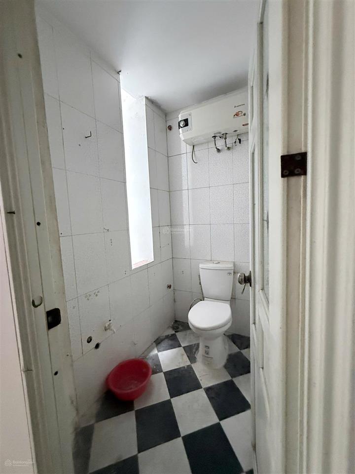 Cho thuê phòng trọ khép kín đầy đủ tiện nghi, rộng rãi vào ở luôn 28m2 cách cầu chương dương 300m