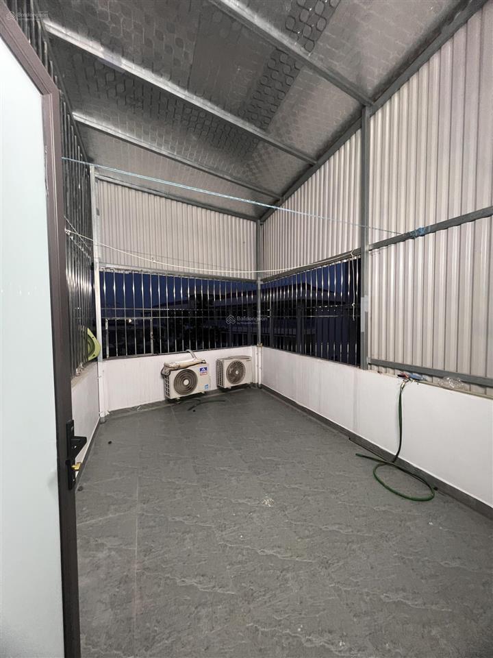 Cho thuê phòng trọ tại số 19 ngõ 2,tả thanh oai, 2,5 triệu,23m2, gần trường đh hà nội, đh kiến trúc