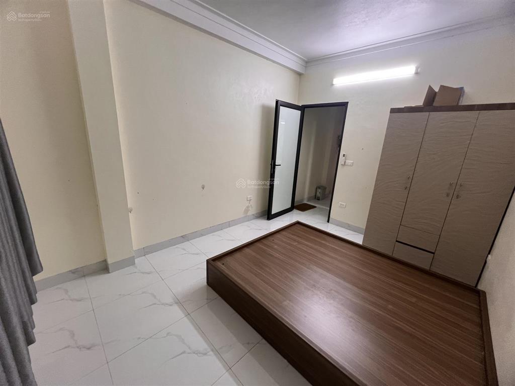 Cho thuê phòng trọ tại số 19 ngõ 2,tả thanh oai, 2,5 triệu,23m2, gần trường đh hà nội, đh kiến trúc
