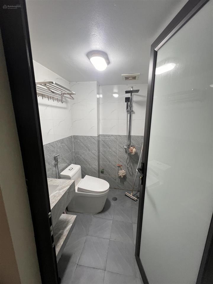 Cho thuê phòng trọ tại số 19 ngõ 2,tả thanh oai, 2,5 triệu,23m2, gần trường đh hà nội, đh kiến trúc