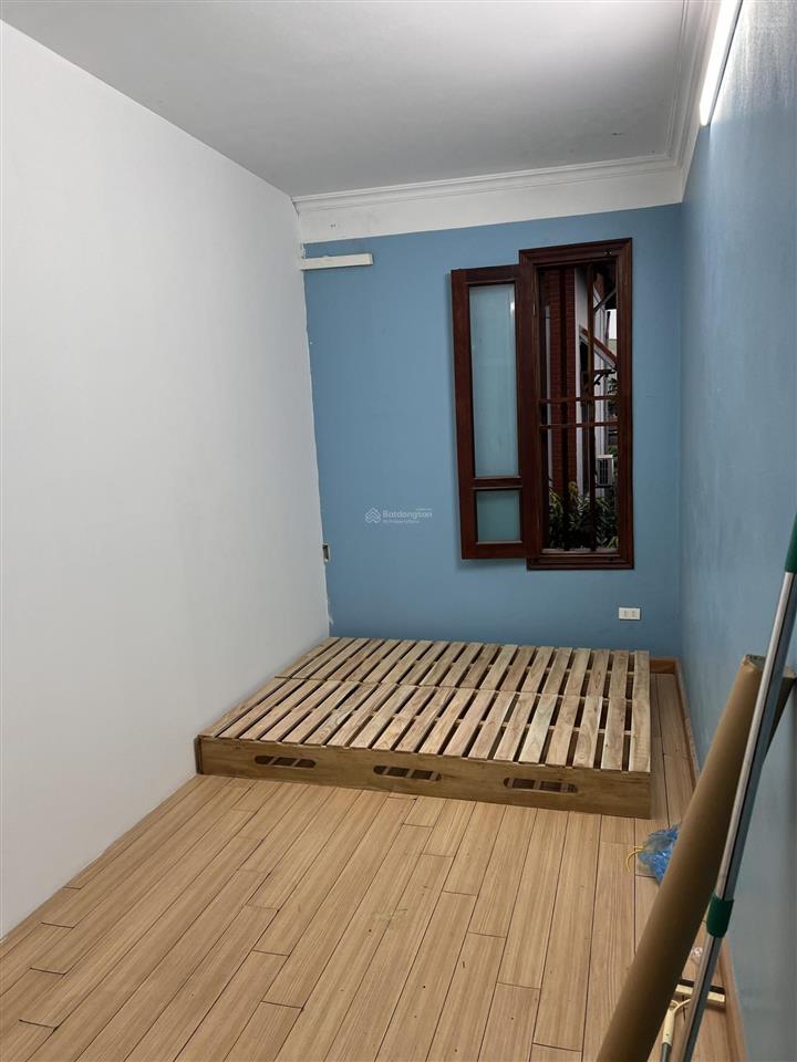 Cho thuê phòng trọ giá rẻ long biên full đồ mặt tiền ngay chân cầu thanh trì ở ngay