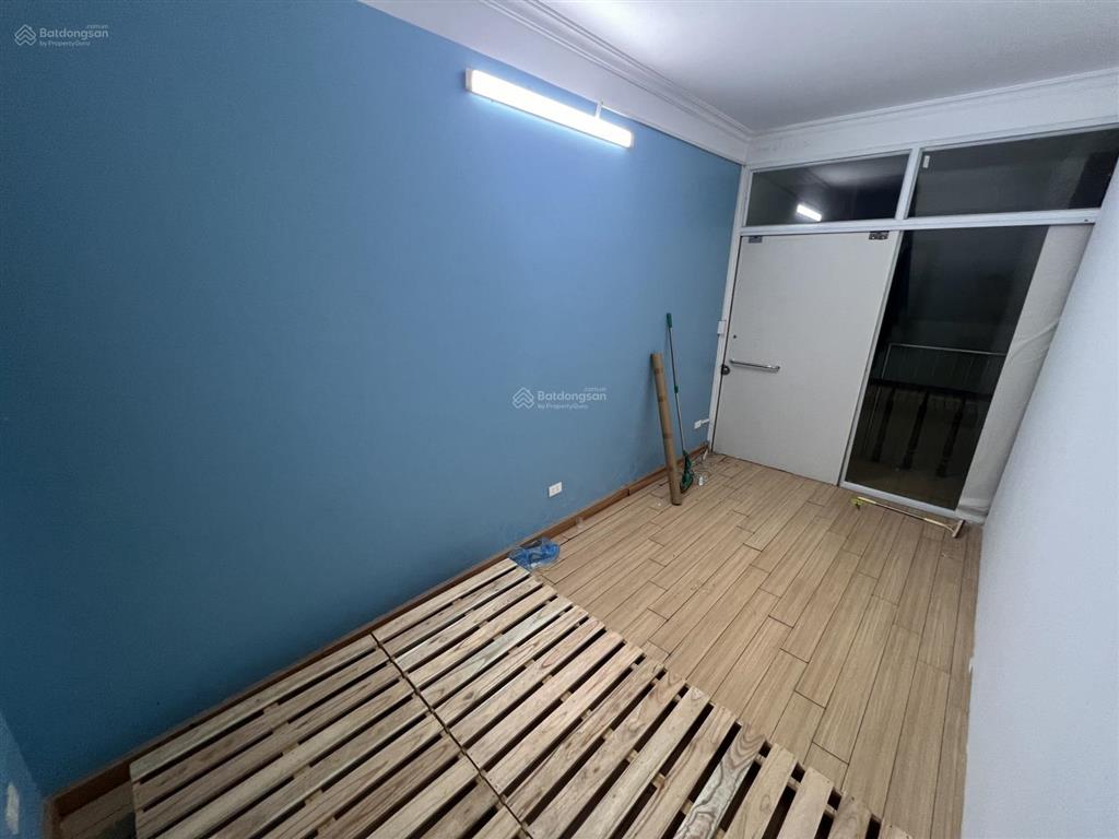 Cho thuê phòng trọ giá rẻ long biên full đồ mặt tiền ngay chân cầu thanh trì ở ngay
