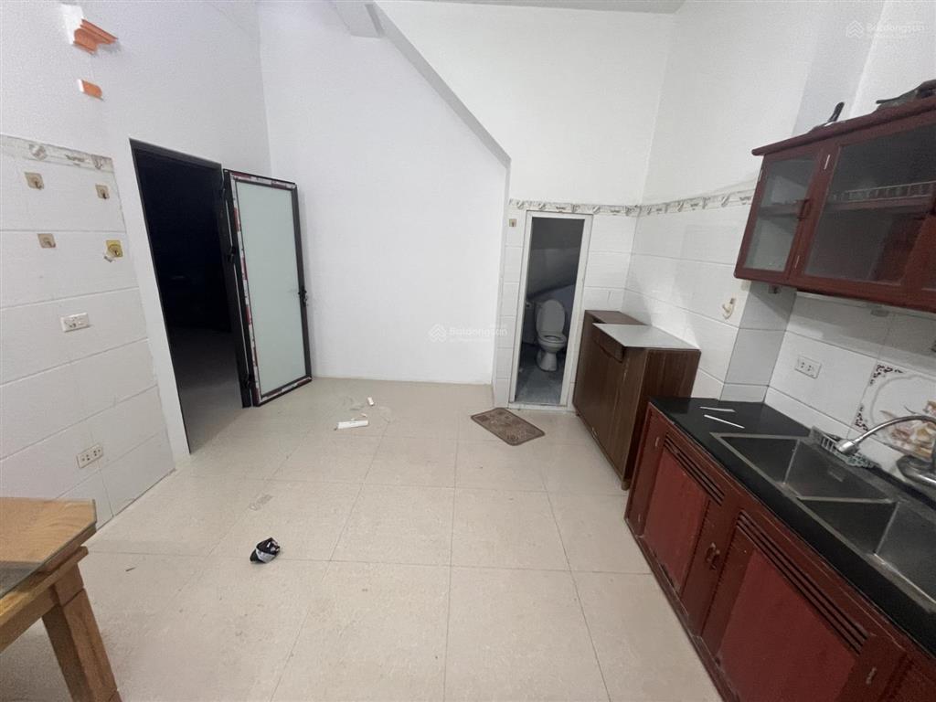 Cho thuê phòng trọ vskk full tiện nghi vào ở ngay, cách cầu hữu hòa 200m