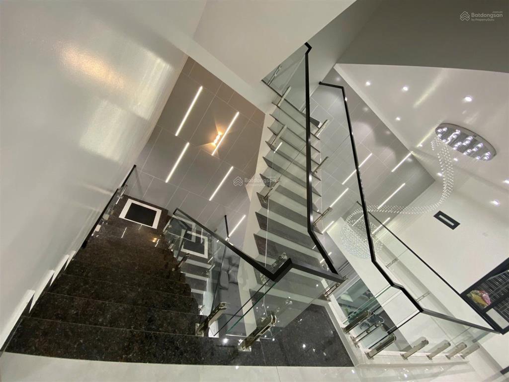 Bán liền kề mặt đường chùa nghèo, 14,5 tỷ, 125m2, ở kinh doanh tốt