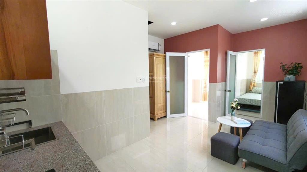 Cho thuê căn hộ dịch vu studio tách bếp q4, gần cầu khánh hội, cầu nguyễn văn cừ,q1,q5, q7, đh luật
