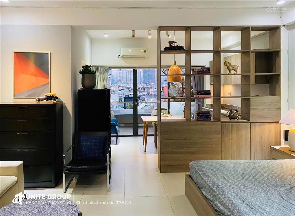 Cho thuê căn hộ dịch vụ quận 4, siêu phẩm rooftop studio ban công sân vườn chỉ còn duy nhất 1 căn