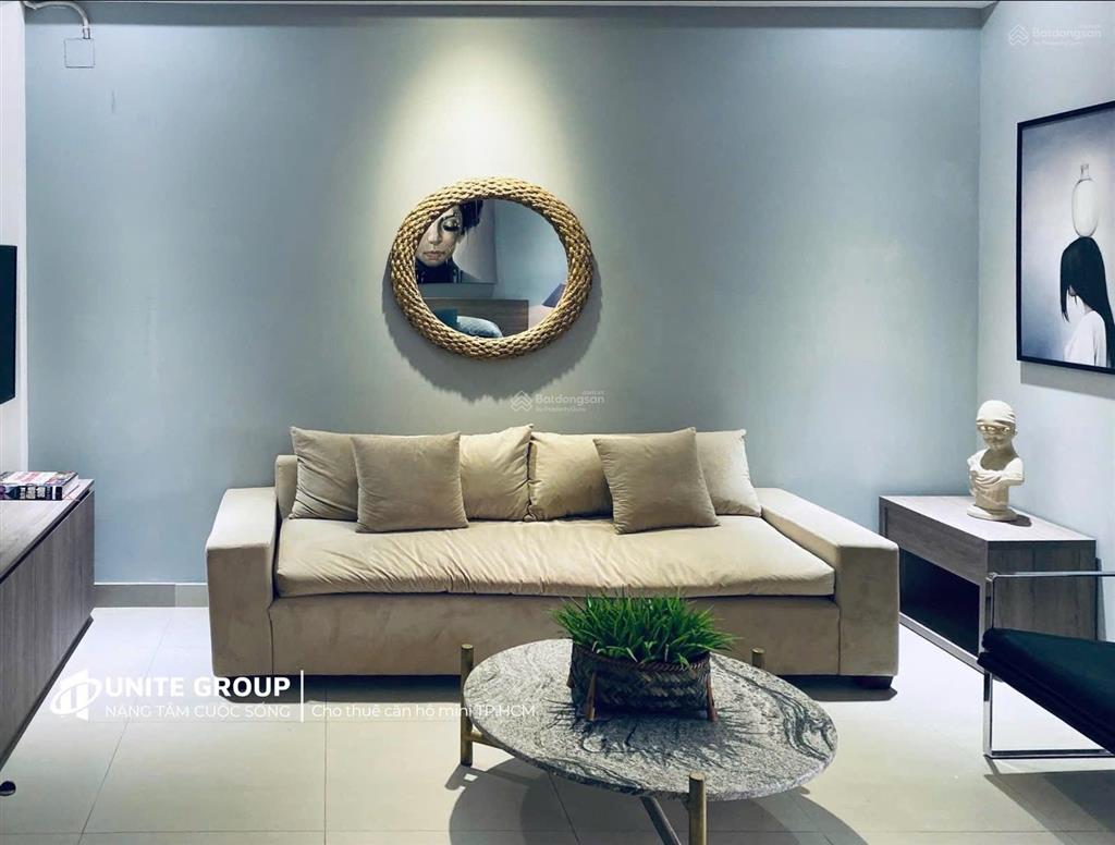 Cho thuê căn hộ dịch vụ quận 4, siêu phẩm rooftop studio ban công sân vườn chỉ còn duy nhất 1 căn