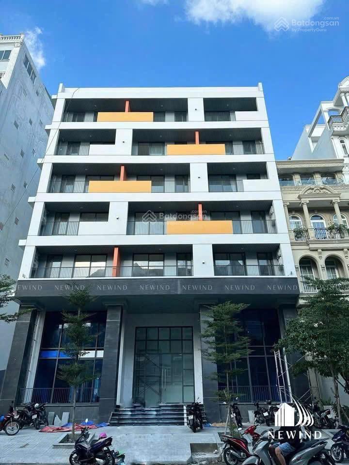 Cho thuê căn hộ dịch vụ 1pn ban công,máy giặt riêng,gần lotte mart,rmit,ufm,q1, q4,q8, cầu kênh tẻ